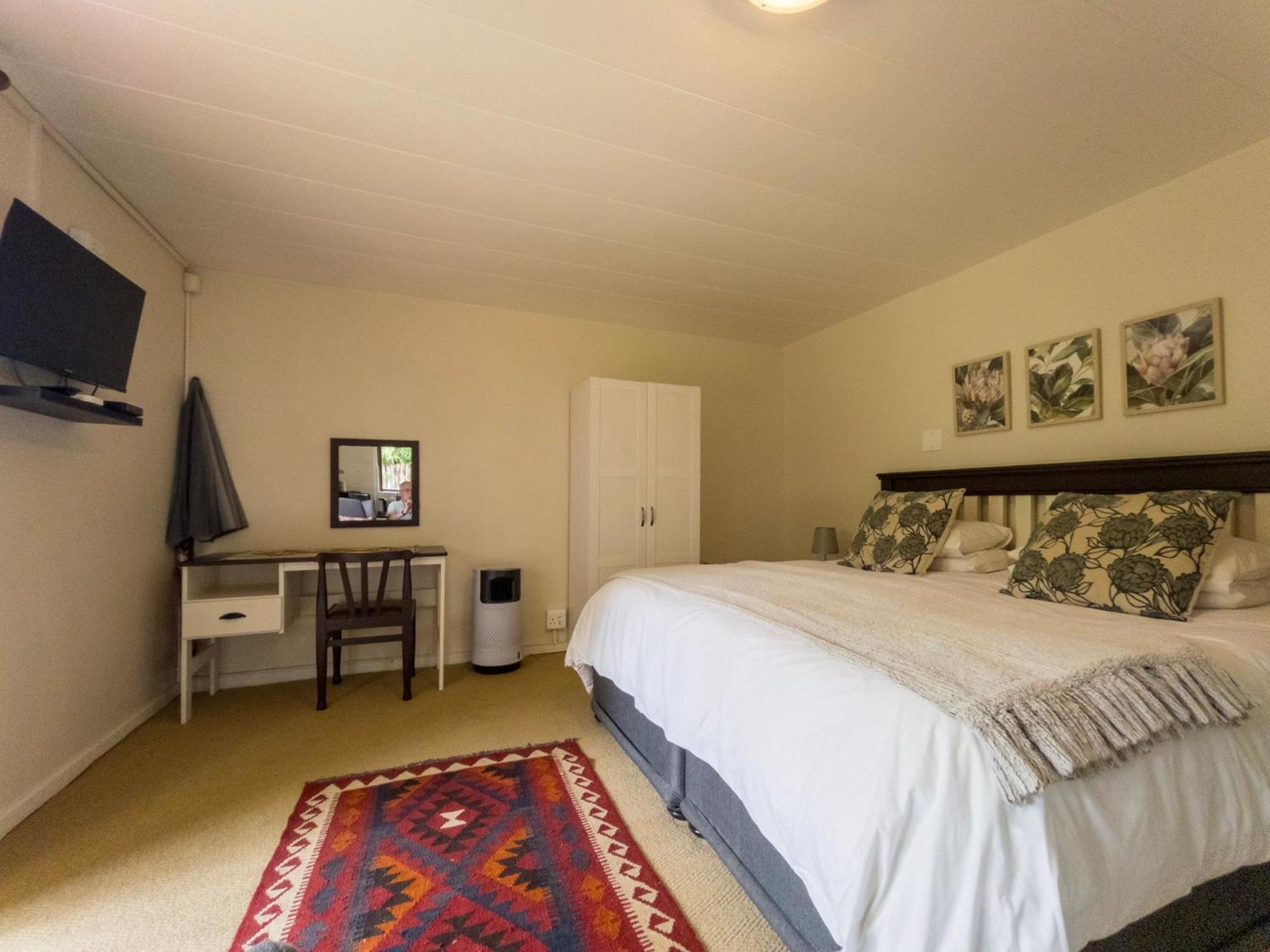 727 Church Clarens Rom bilde