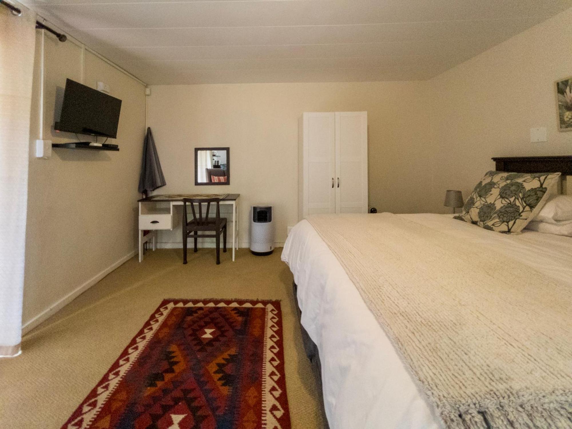 727 Church Clarens Rom bilde