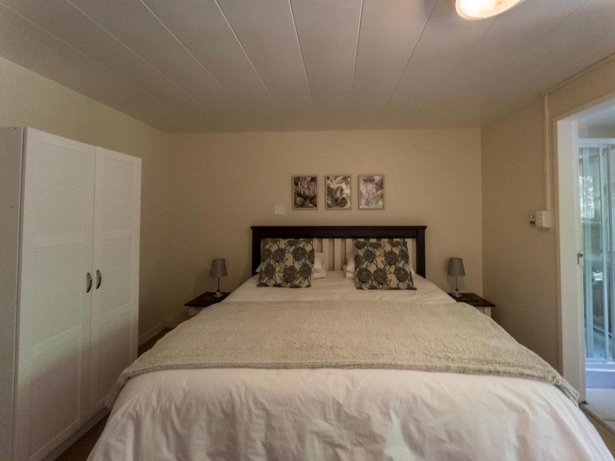 727 Church Clarens Rom bilde