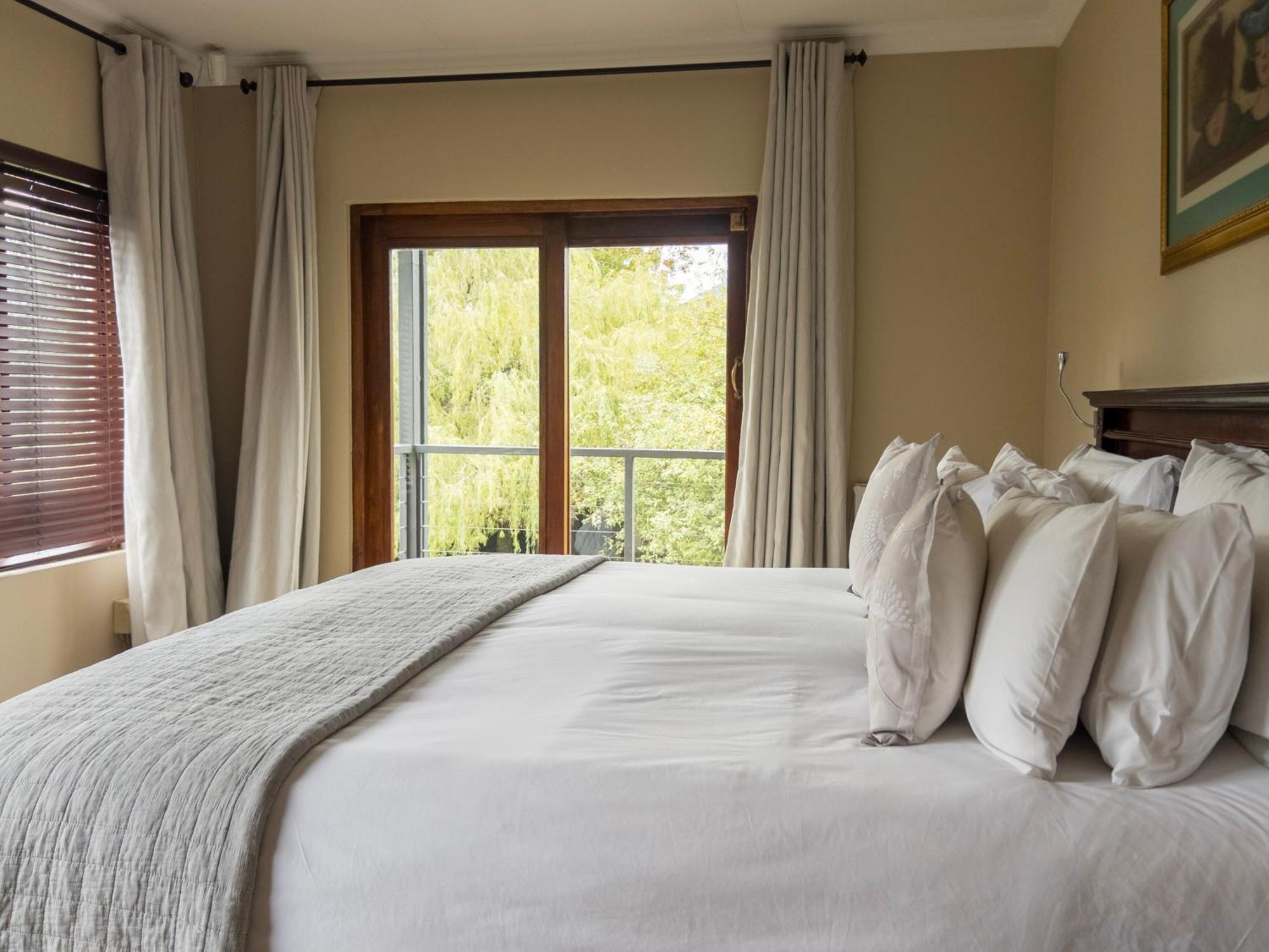 727 Church Clarens Rom bilde