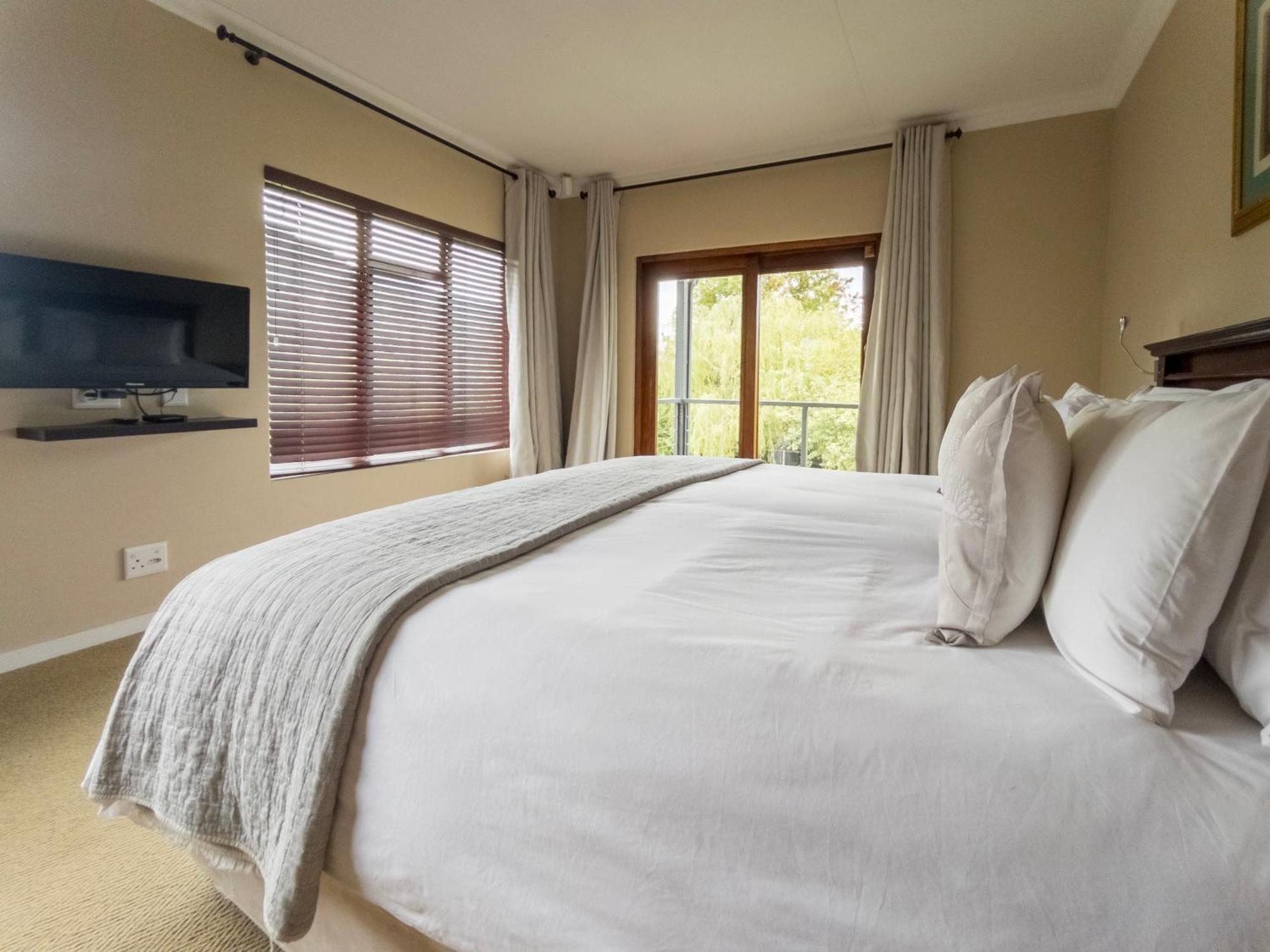 727 Church Clarens Rom bilde